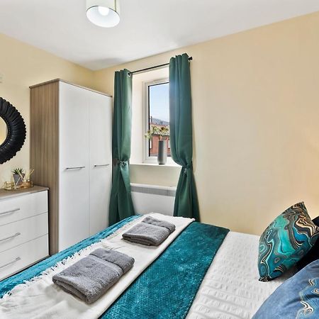 דירות Central Leeds Gem - Parking - Sleeps 6 מראה חיצוני תמונה